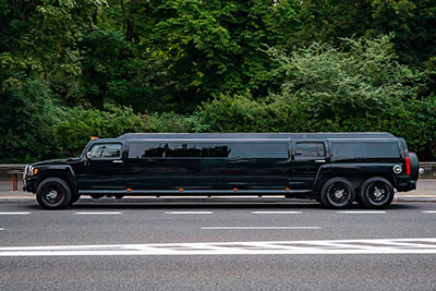 Hummer H2 Tandem Stretchlimo JGA Frankfurt