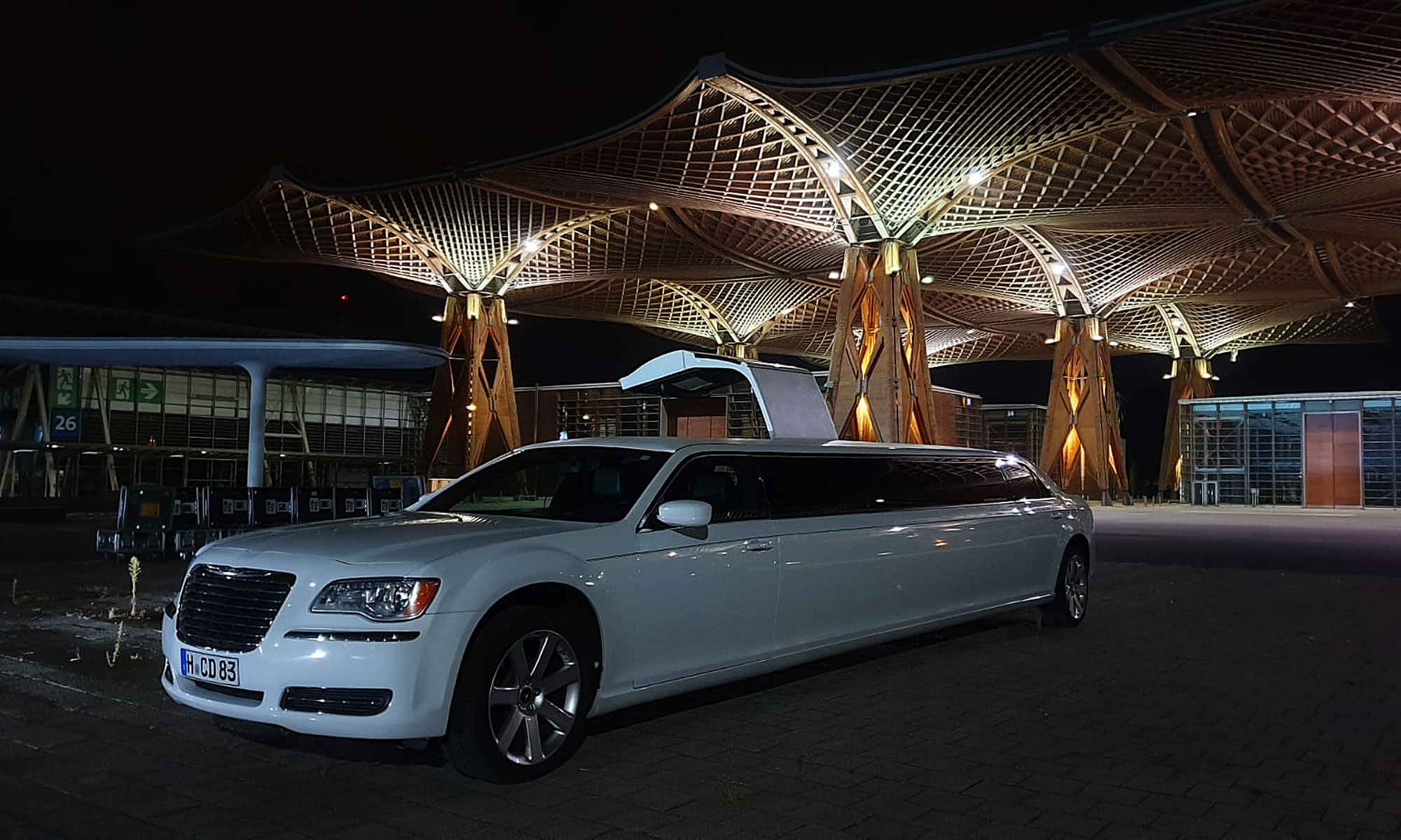 Chrysler Stretchlimo für den JGA in Hannover / Chrysler stretch limo for the hen party or stag do in Hanover
